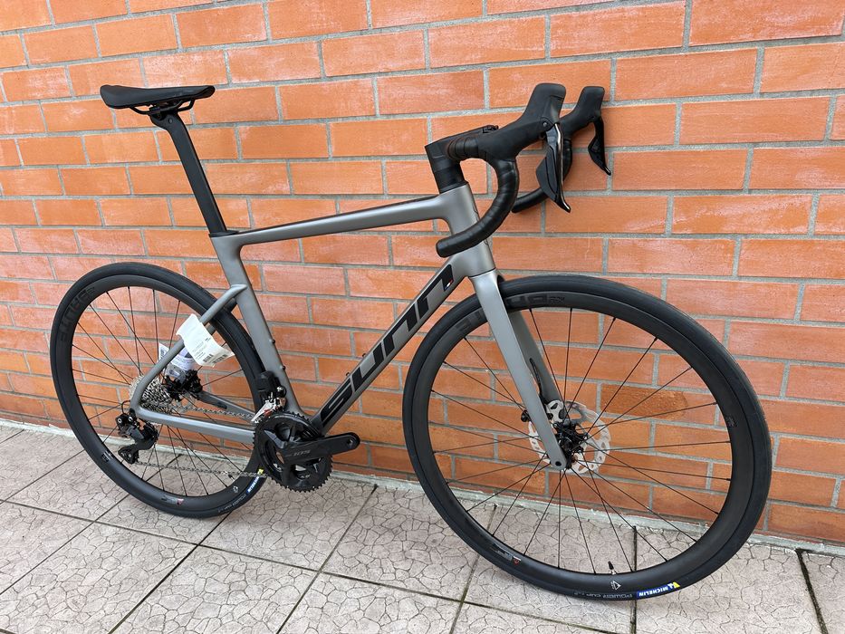 Bicicleta Estrada liquidaçao  Disco carbono Sunn  105di2 rodas Carbono