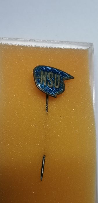 Pin  antigo Nsu Alemão