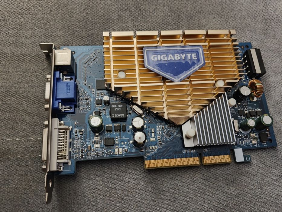 Karta graficzna GIGABYTE GV-N76G256D-RH GF 7600 GS