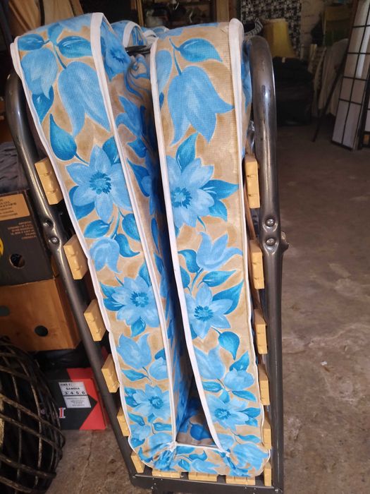 łóżko turystyczne , składane