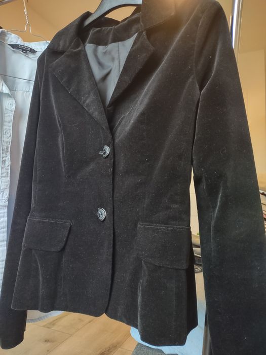 Żakiet z czarnego aksamity r 38
