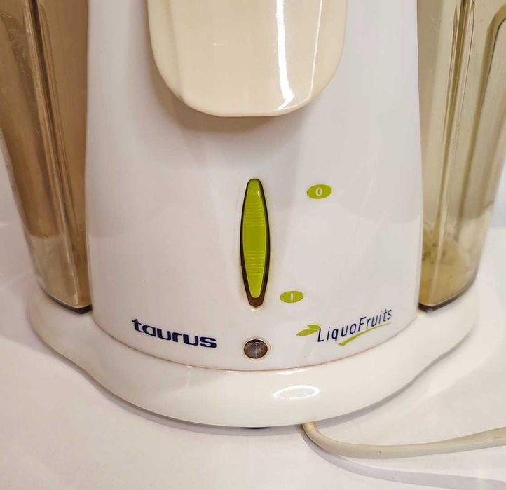 Maquina liquidificadora sumos TAURUS64585630787971123