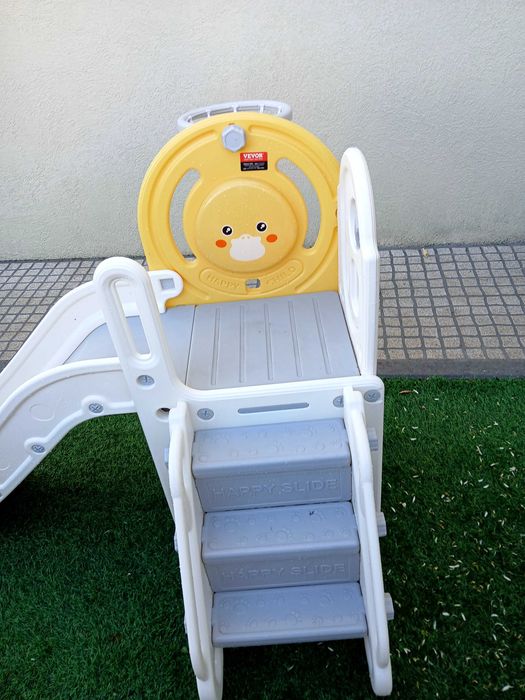 Escorrega infantil