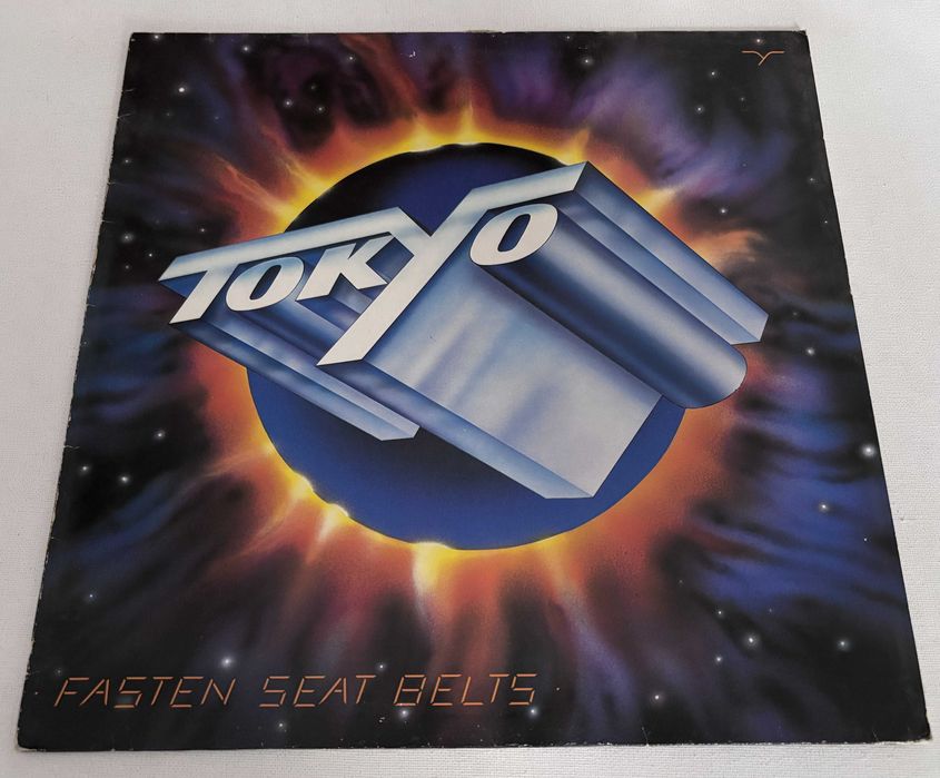 Tokyo – Fasten Seat Belts