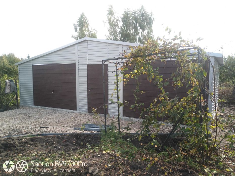 garaż 9x6 9x7 szary brązowy solidny GSTAL