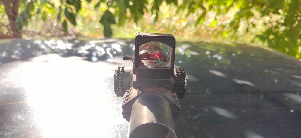 пістолетний/гвинтівковий коліматор Vortex Defender st