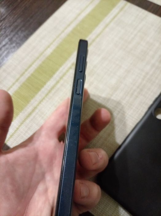 Продам Samsung m35 6/128gb 5g в идеальном состоянии.