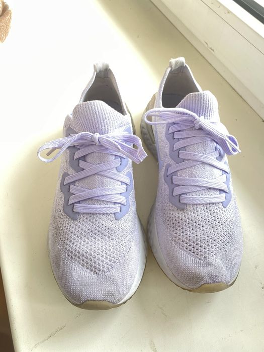Кросівки жіночі Nike 39