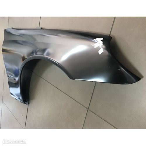 Guarda-lamas Mercedes Classe C w203 novo