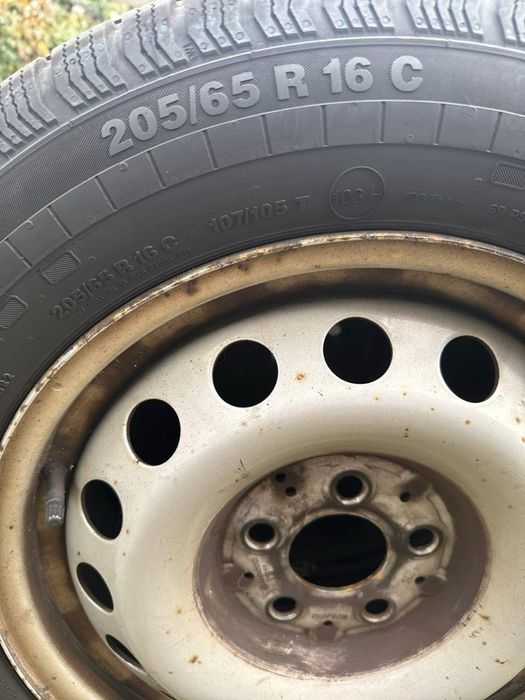 Колеса Continental з сенсорними вентелями для Мерседес віто ,