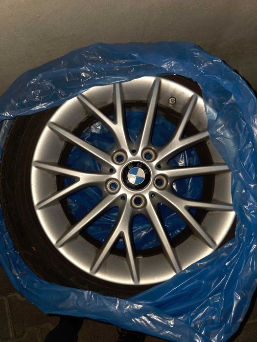 Komplet kół zimowych BMW Y-Spoke 380 17" Goodyear UG Performance 2 RoF