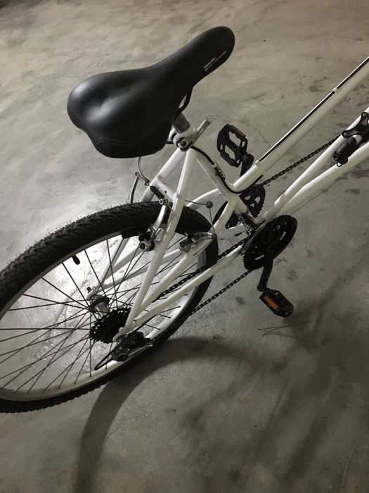 Bicicleta de dois lugares restaurada e em muito bom estado pouco andou