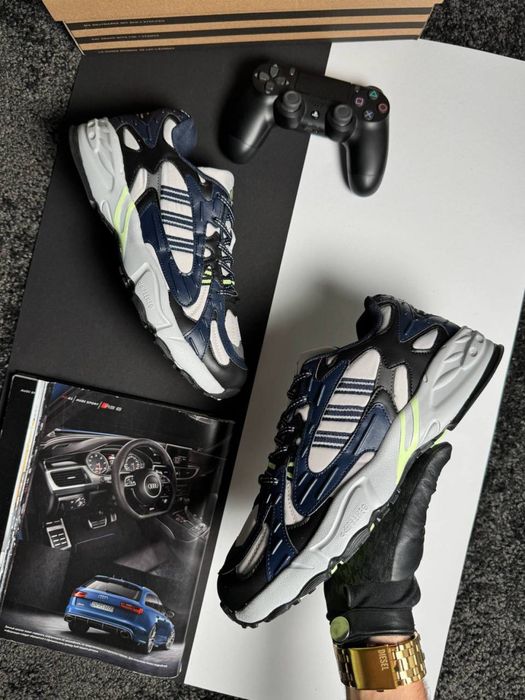 Чоловічі кросівки адідас Adidas Ivy Park Savage V4 Navy Black White [41-46]