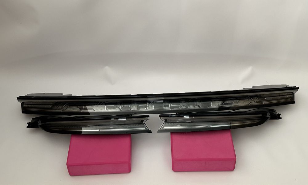 Porsche Taycan 9J0 Cross Sport Turismo фонарі стоп ліхтар оптика задня