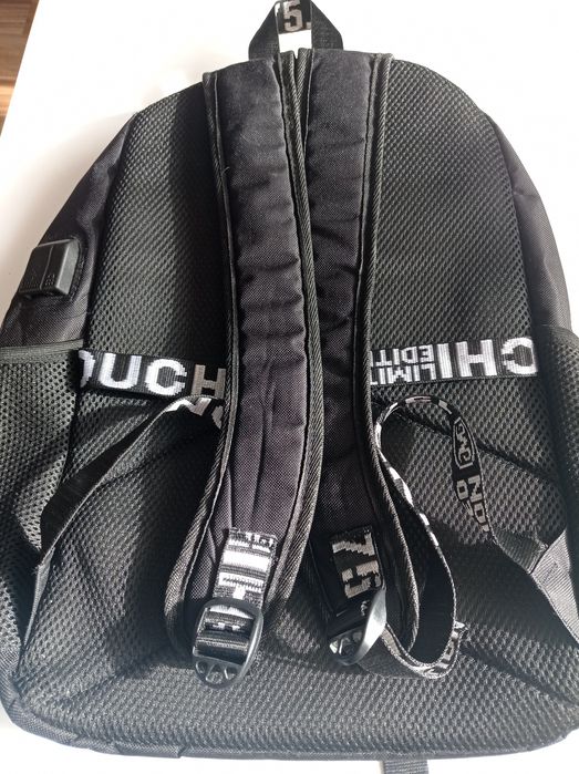Plecak młodzieżowy Music z wyjściem USB i na słuchawki