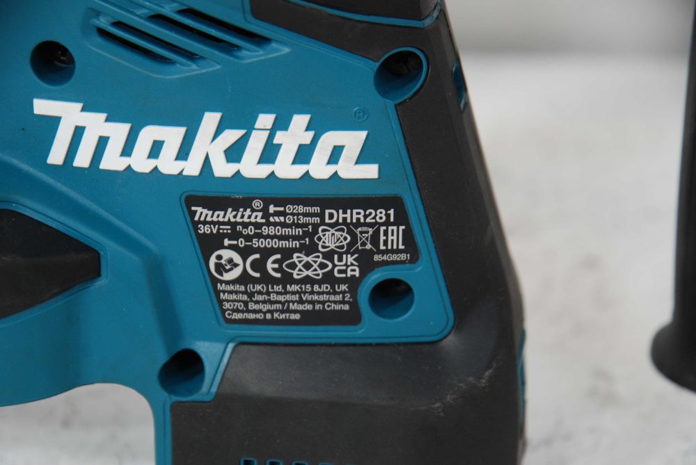 Akumulatorowa  młotowiertarka