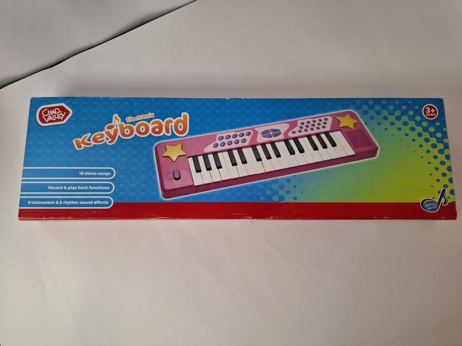 Дитячий електронний синтезатор Chad Valley Musical Electronic Keyboard