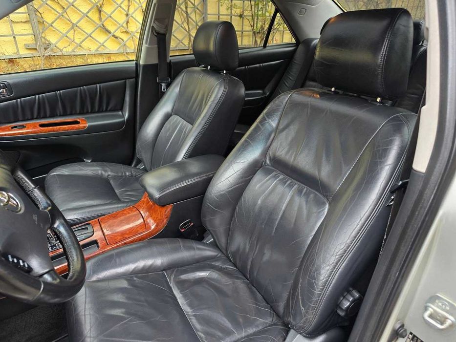 Продам  Toyota Camry 2003. Можна в розстрочку, під викуп.