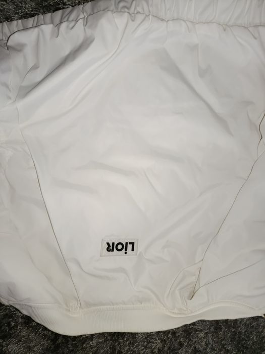 Бомбер українського бренду Lior