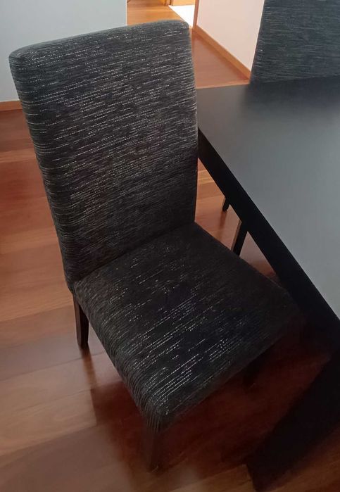 Mesa de jantar + 6 cadeiras