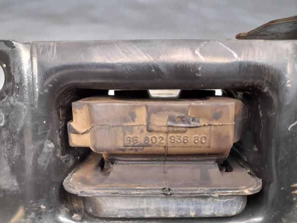 Apoio da caixa PEUGEOT 207 (WA_, WC_)