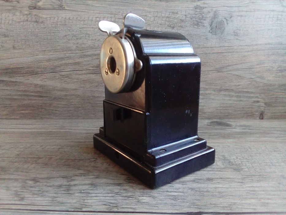 temperówka z korbką asw model 120
