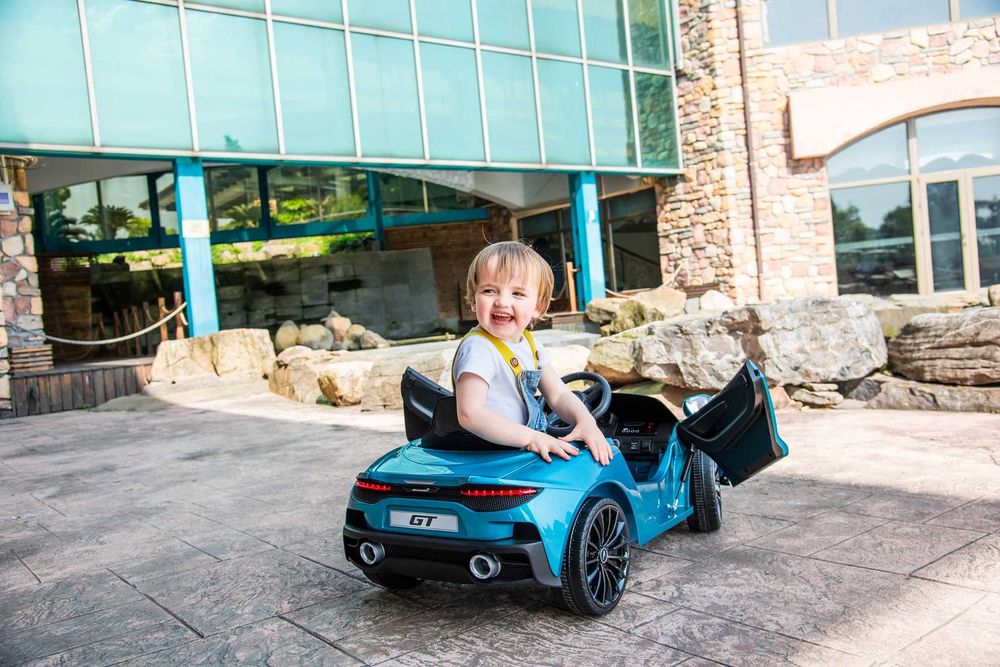 BAWIBUS.PL Auto samochód na akumulator McLaren GT samochodzik autko RC