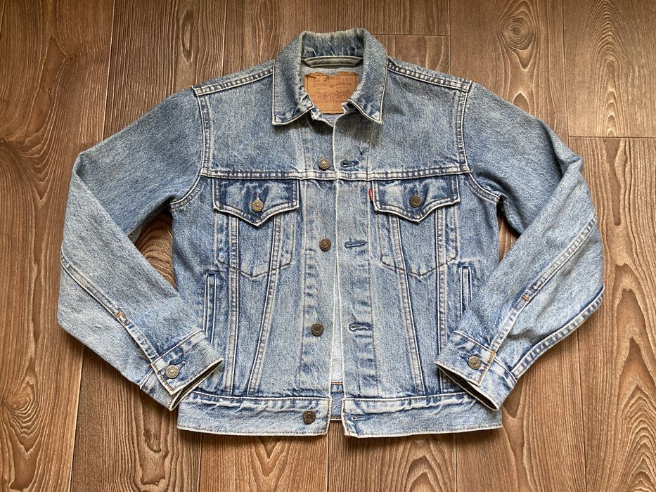 Джинсова куртка коротка Levi’s розмір XS -S
