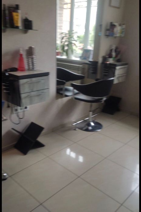 Здається в оренду 2 місця,Для майстрів ,перукарів,або beauti сфери.