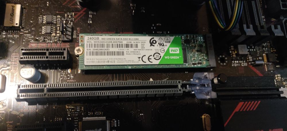 Bundle: Motherboard, i7 Processor 7700K, 256GB M.2 SSD + Cooler64286514055809122