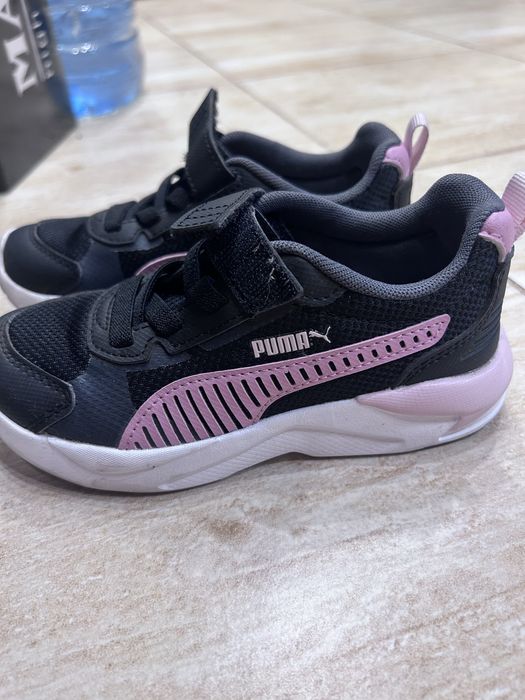 Puma дитячі кросівки 28 розмір