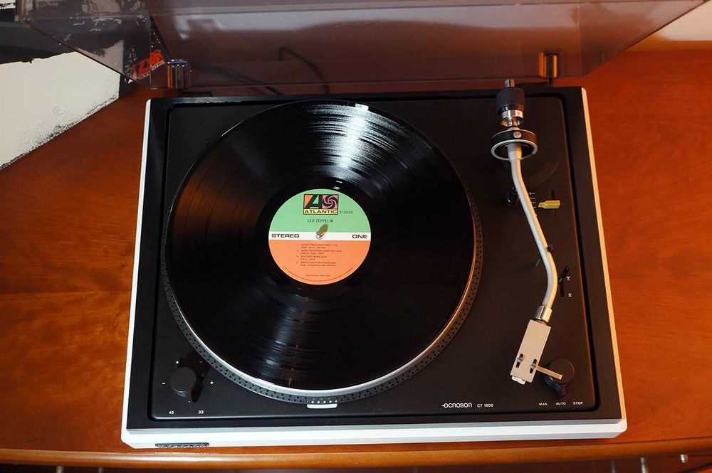 Gira Discos Branco Vintage Grundig Ocnoson