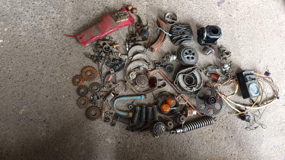 Продам  запчастини до мотоцикла иж  юпитер