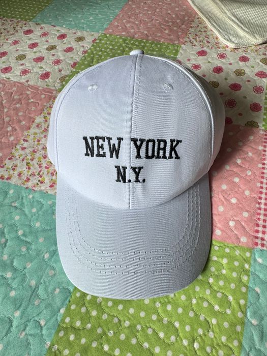 Boné branco NY novo