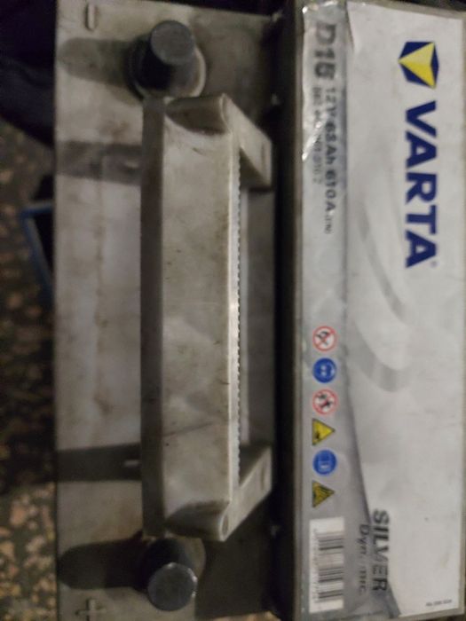 АКБ Varta Silver Dynamic 12V 63Ah 610A (Б/у)
