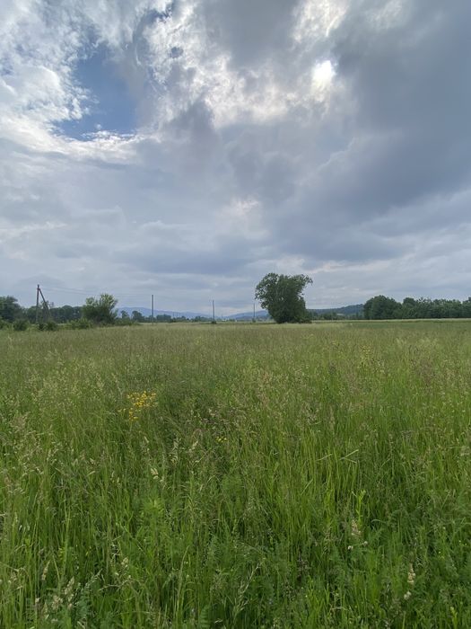 Продаж земельної ділянки під будівництво