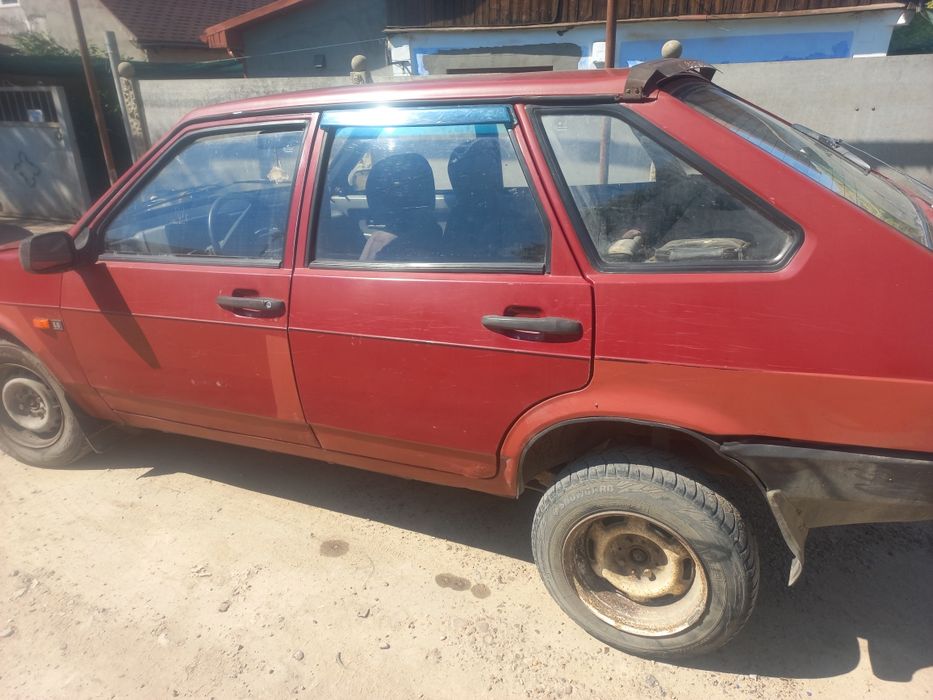 Продам машину ваз 2109