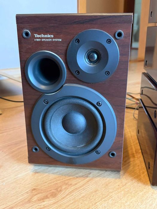 Mini wieza Technics hd 501