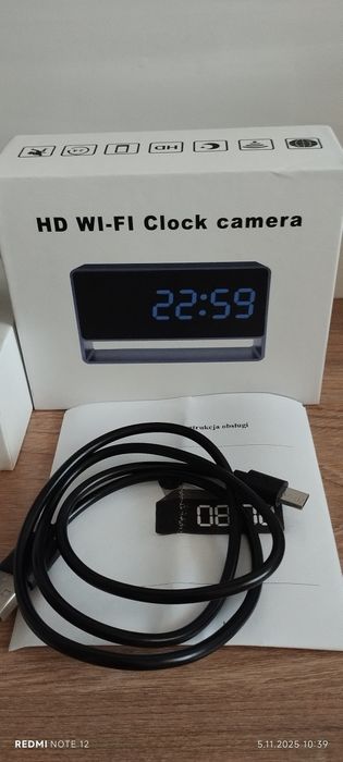 Kamera szpiegowska ukryta w budziku z WFI