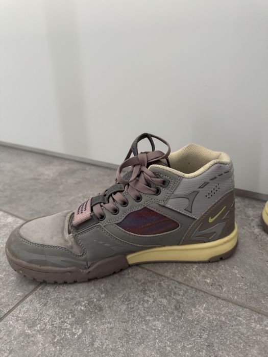 Nike air trainer 1