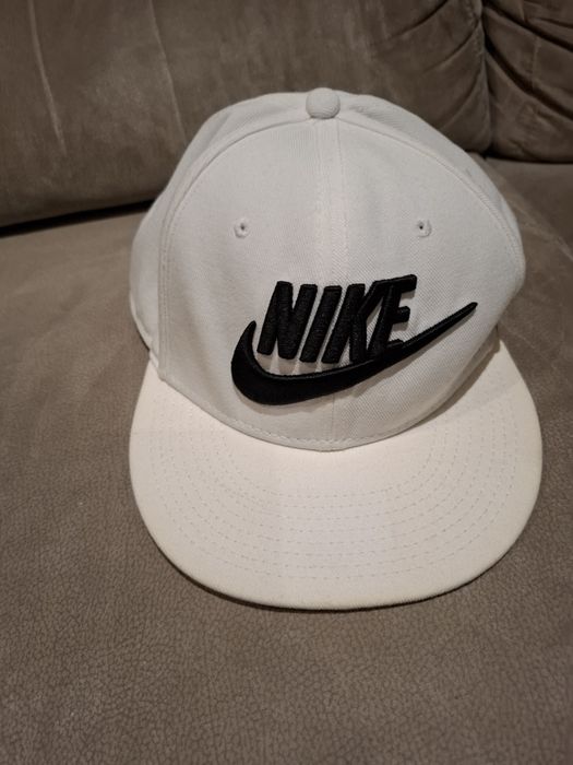 Boné Nike Bordado