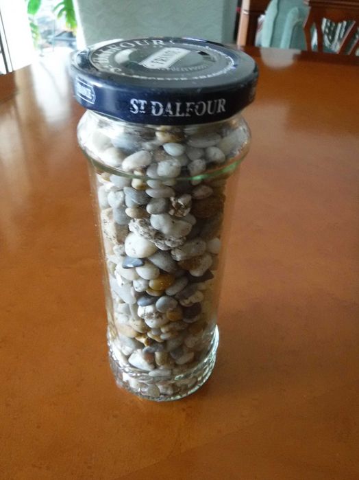 Frascos Vazios ( sem etiqueta, pedras não incluídas)