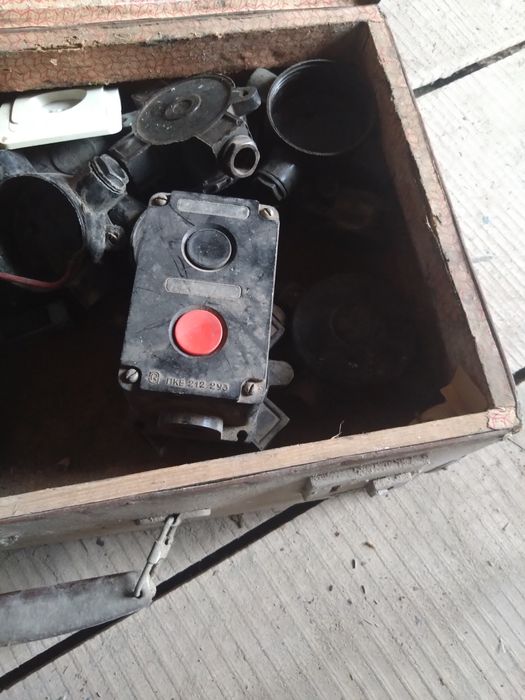 Продам вимикачі !