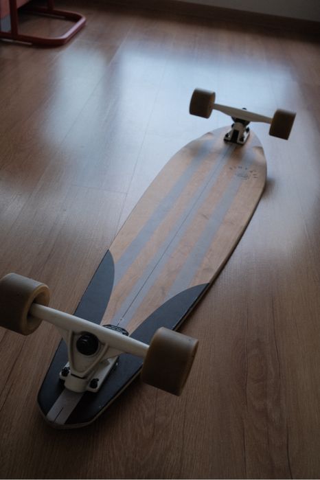 Longboard z decathlon