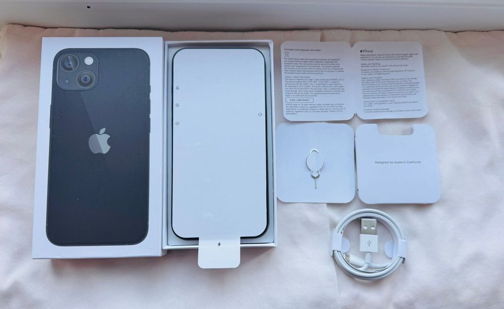iPhone 13 на 128 Гб в новом состоянии