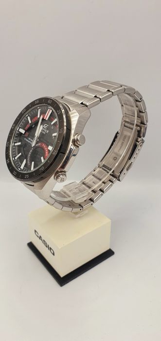 Casio Edifice Momentum - stoper, timer, alarm, czas światowy