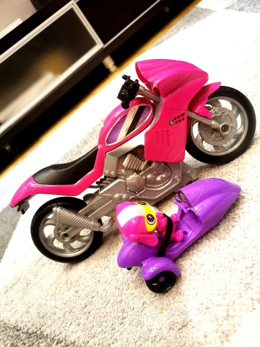 Motor Barbie Tajna Agentka