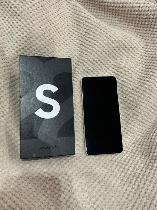 Samsung Galaxy S22 plus