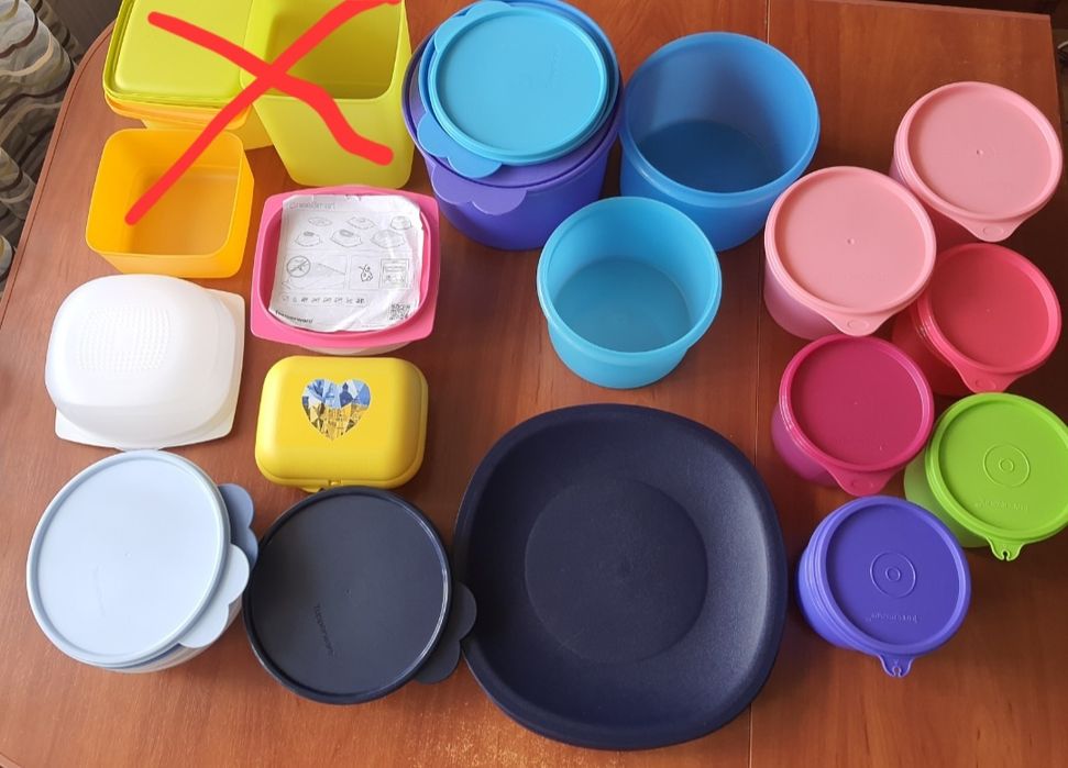 Набір посуду Tupperware