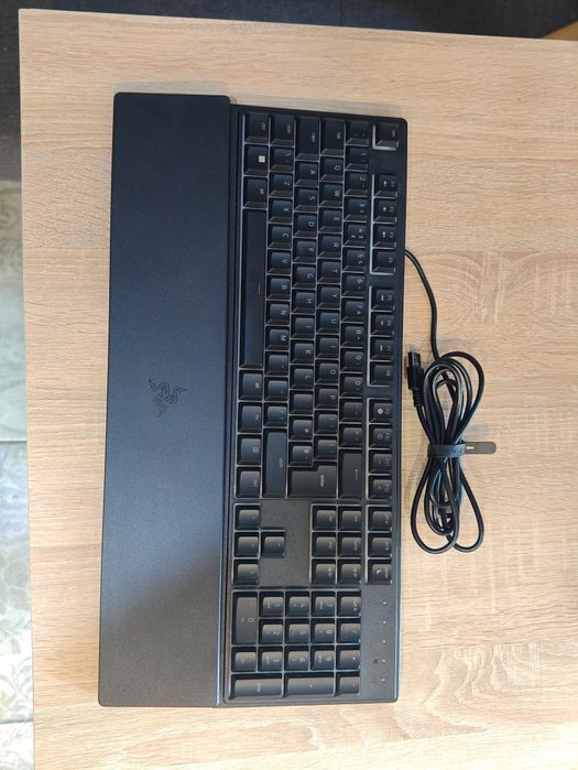 Проводная механическая клавиатура Razer Ornata V3 TKL USB Black